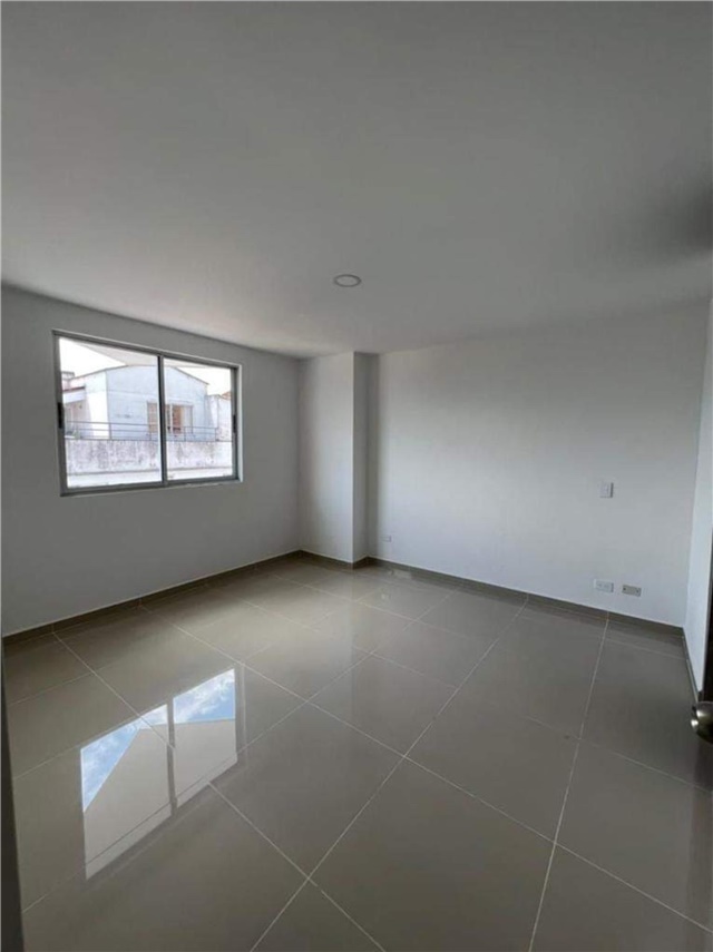 Apartment in Medellín, El Nogal - Los Almendros, Belén - View 2