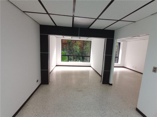 Oficina en Arriendo - Vista 2