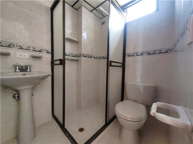 House in El Carmen De Viboral, Tahamíes, Barrio Tahamíes - Más