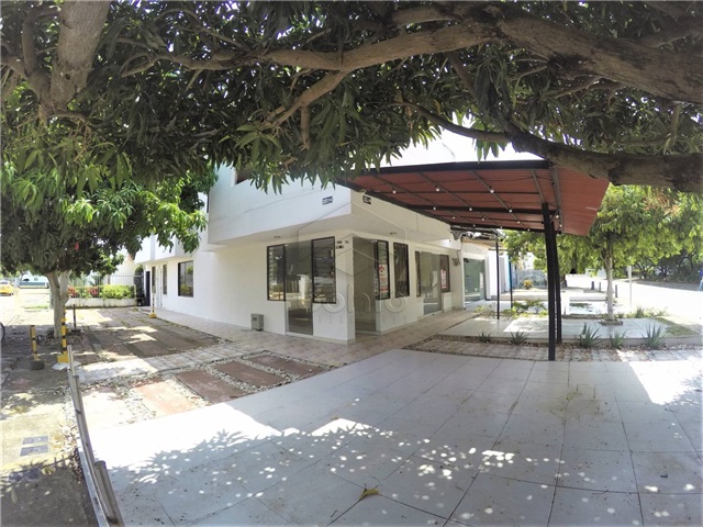 Local en Arriendo - Vista 2