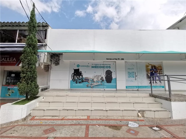 Local en Arriendo - Vista 2