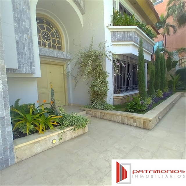 Casa de 4 alcobas en venta en Altos De Riomar, Barranquilla, 630 m² · foto 3 de 24