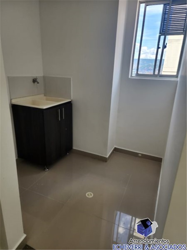 Apartamento de 3 alcobas en venta en Sabaneta Real, Sabaneta, 119 m² · foto 4 de 15