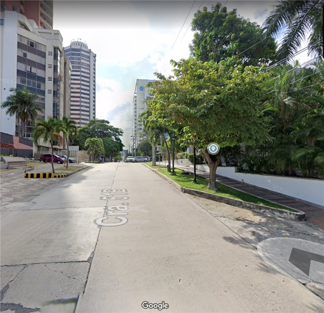 Local en Arriendo - Más