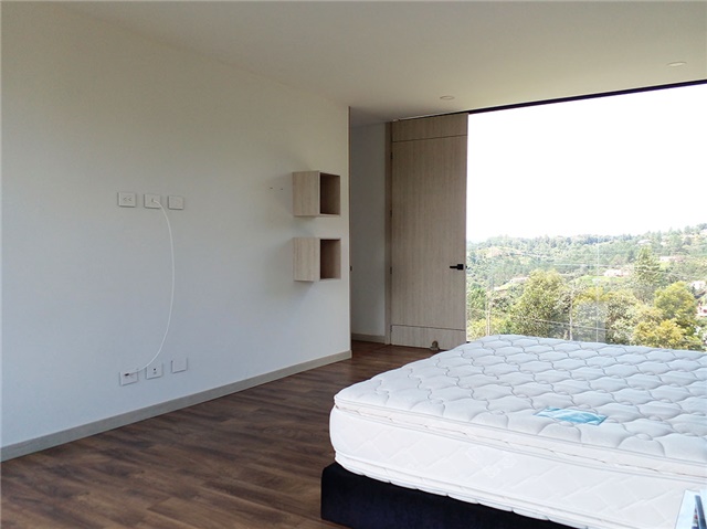 Casa de 3 alcobas en venta en Escobero, Envigado, 750 m² · foto 14 de 20