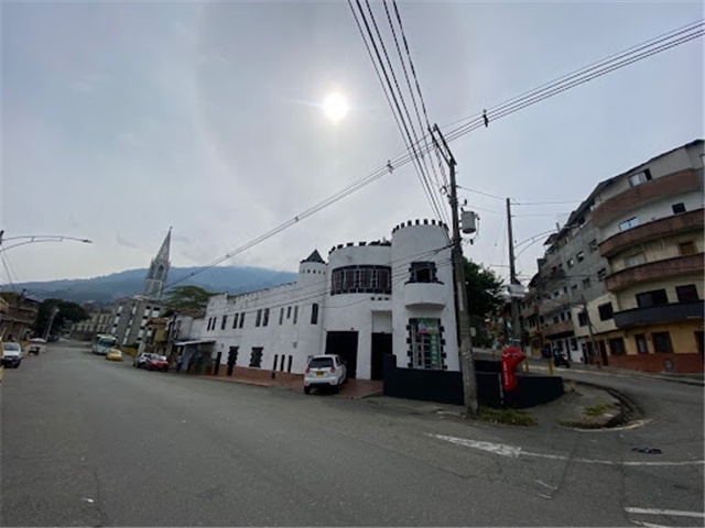 Casa de 6 alcobas en venta en Prado, Medellín, 200 m² · foto 5 de 7