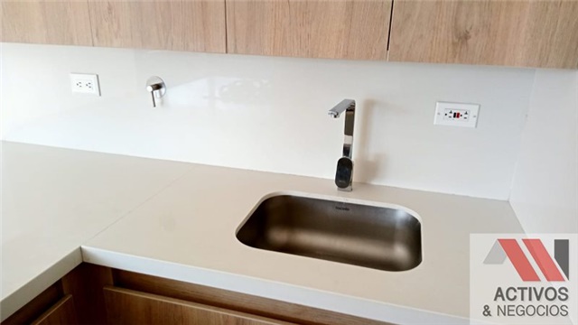 Apartamento en venta en Loma Del Indio, Medellín · foto 15 de 24