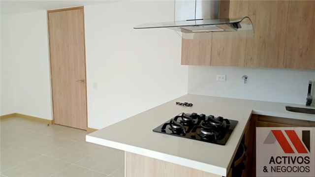 Apartamento en venta en Loma Del Indio, Medellín · foto 16 de 24