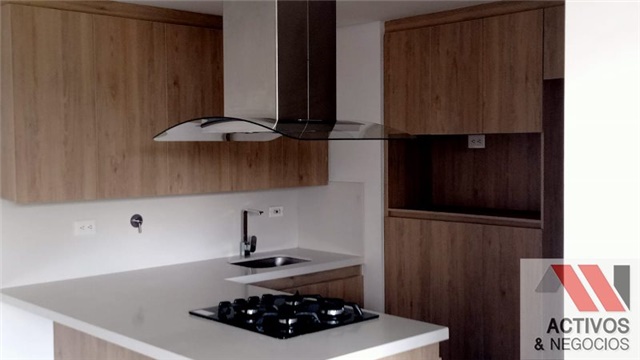 Apartamento en venta en Loma Del Indio, Medellín · foto 18 de 24