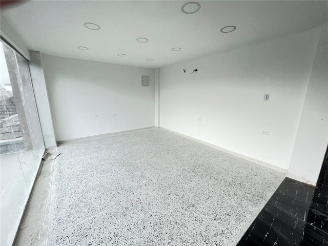 Local en Arriendo - Vista 3