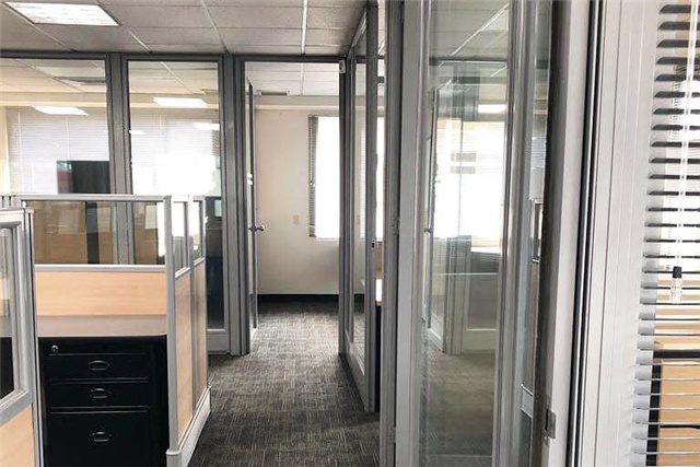 Oficina en Arriendo - Más
