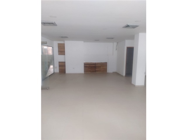 Local en Arriendo - Vista 3