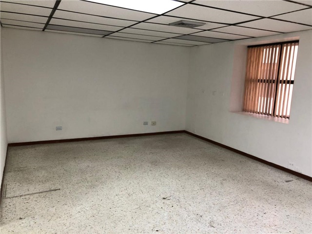 Oficina en Arriendo - Vista 4