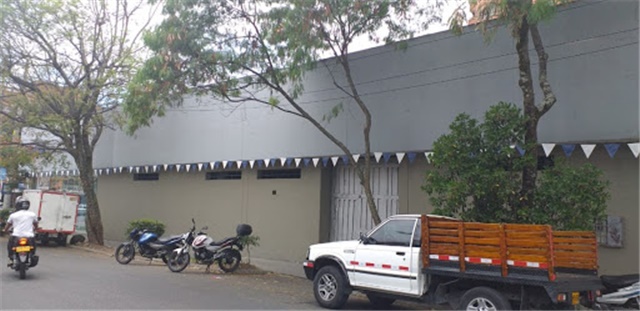 Local en Arriendo - Vista 2