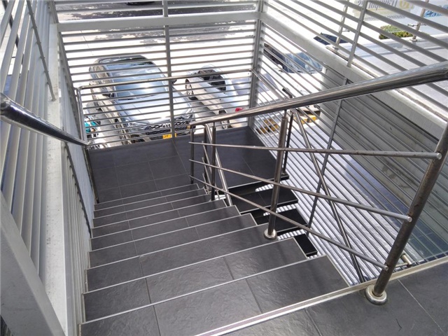 Oficina en Arriendo - Vista 2