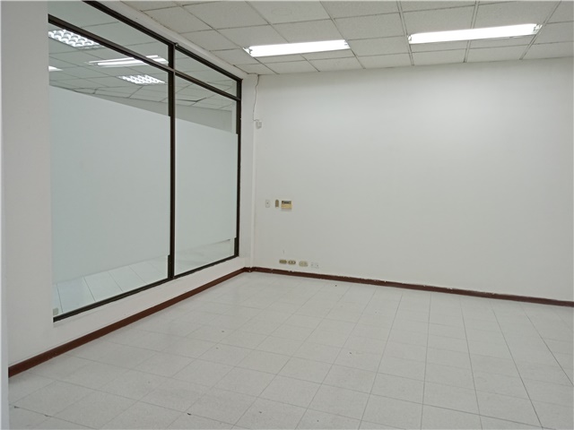 Local en Arriendo - Vista 4
