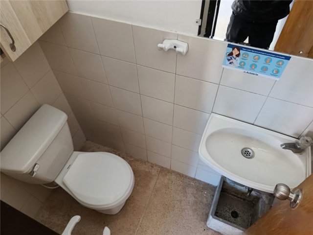 Local en Arriendo - Više
