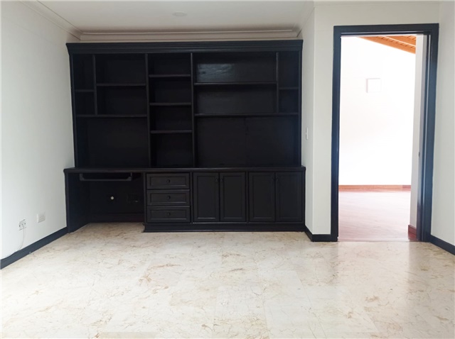 Casa en Venta - More