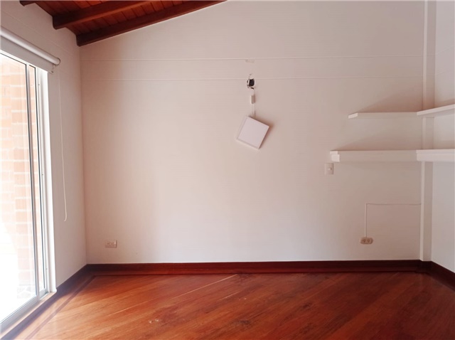 Casa de 5 alcobas en venta en El Tesoro, Medellín, 360 m² · foto 11 de 20