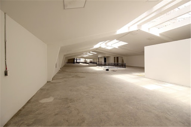 Local en venta en La Candelaria, Medellín, 1650 m² · foto 10 de 16