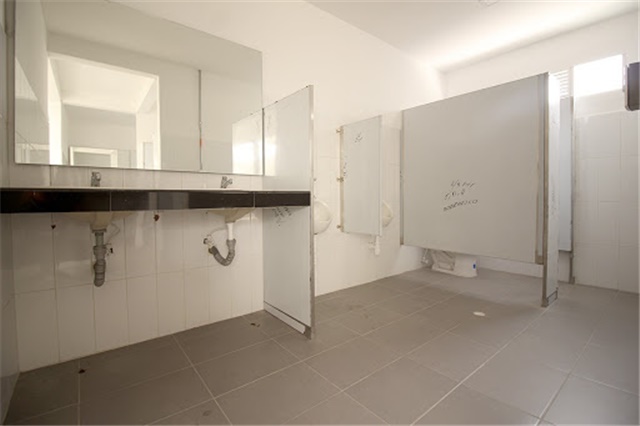Local en venta en La Candelaria, Medellín, 1650 m² · foto 14 de 16