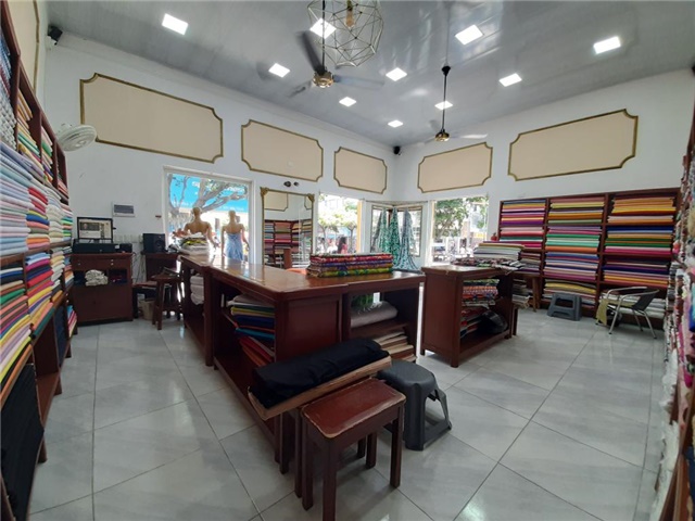 Local en Arriendo - Vista 2