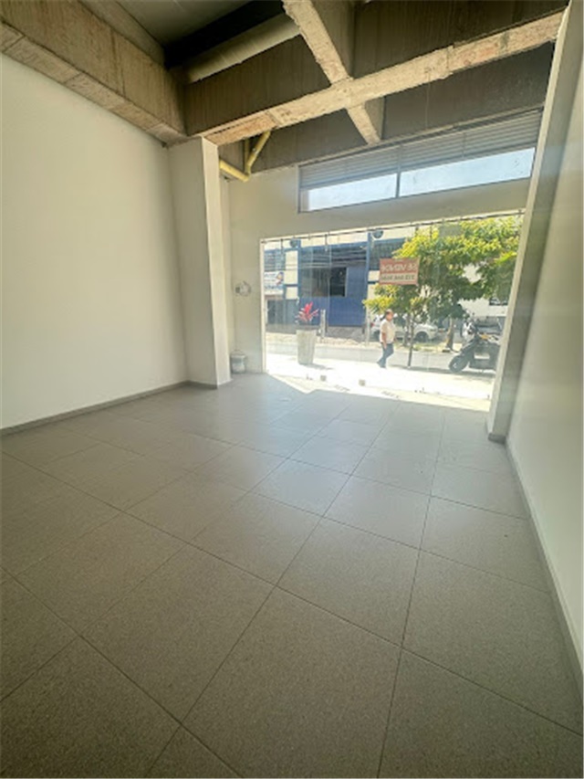 Local en Arriendo - Vista 3