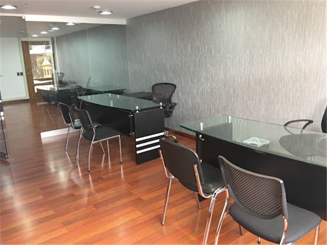 Oficina en Arriendo