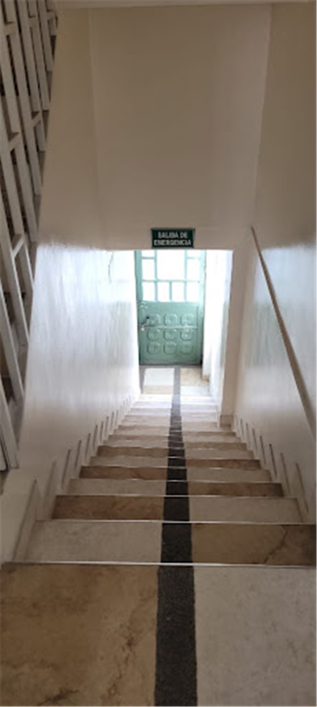 Local en Arriendo - Vista 2