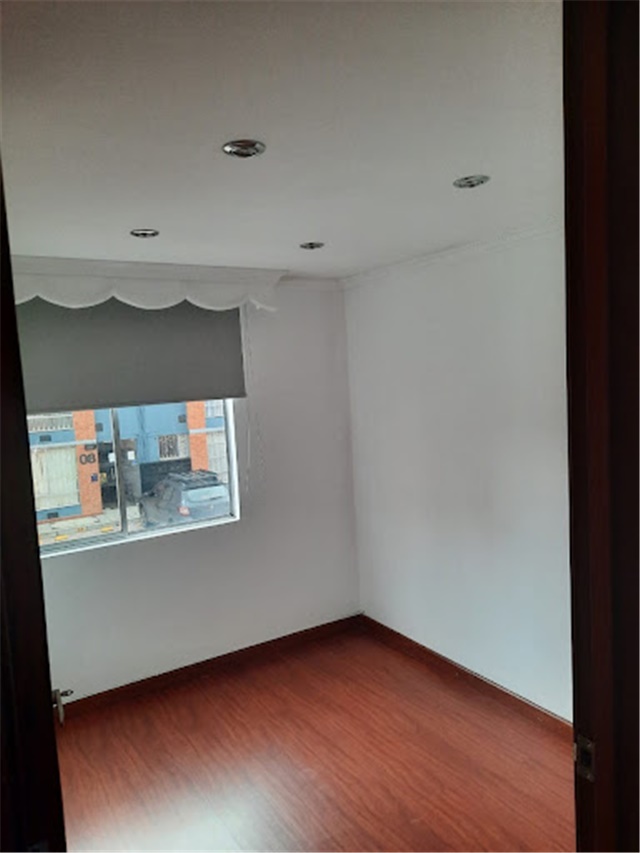 Piso – Bogotá, La Pampa, Localidad Kennedy - Más