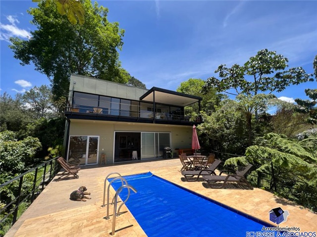 Casa de 3 alcobas en venta en El Carmen, El Retiro · foto 7 de 16