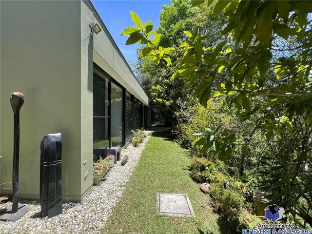 Casa de 3 alcobas en venta en El Carmen, El Retiro · foto 9 de 16