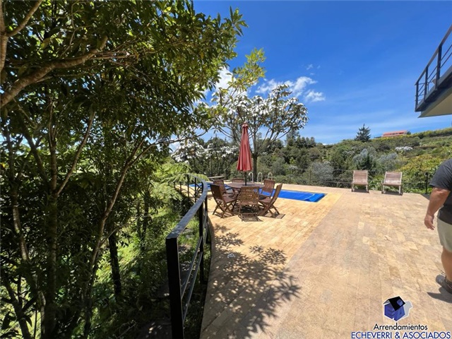 Casa de 3 alcobas en venta en El Carmen, El Retiro · foto 12 de 16