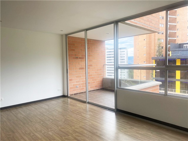 Apartamento en venta en El Esmeraldal, Envigado · foto 3 de 17