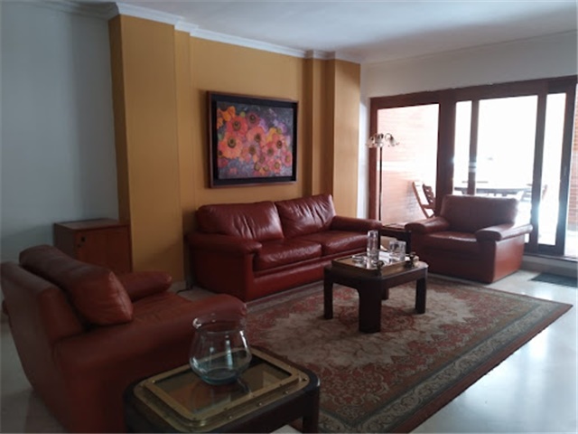 Apartamento en venta en Santa Barbara, Bogotá, 168 m² · foto 3 de 13