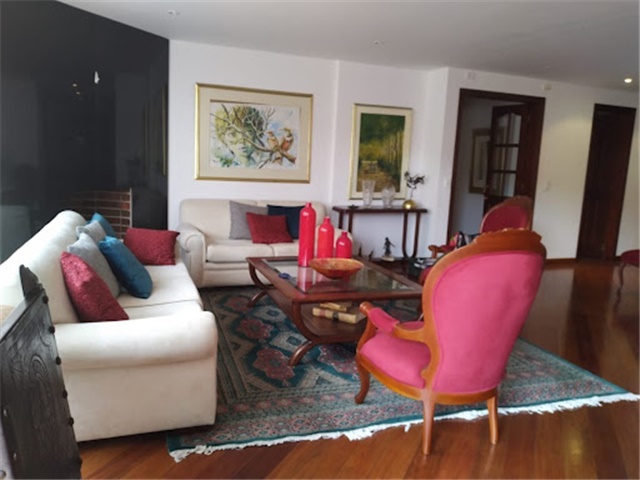 Apartamento en venta en Santa Barbara, Bogotá, 168 m² · foto 4 de 13