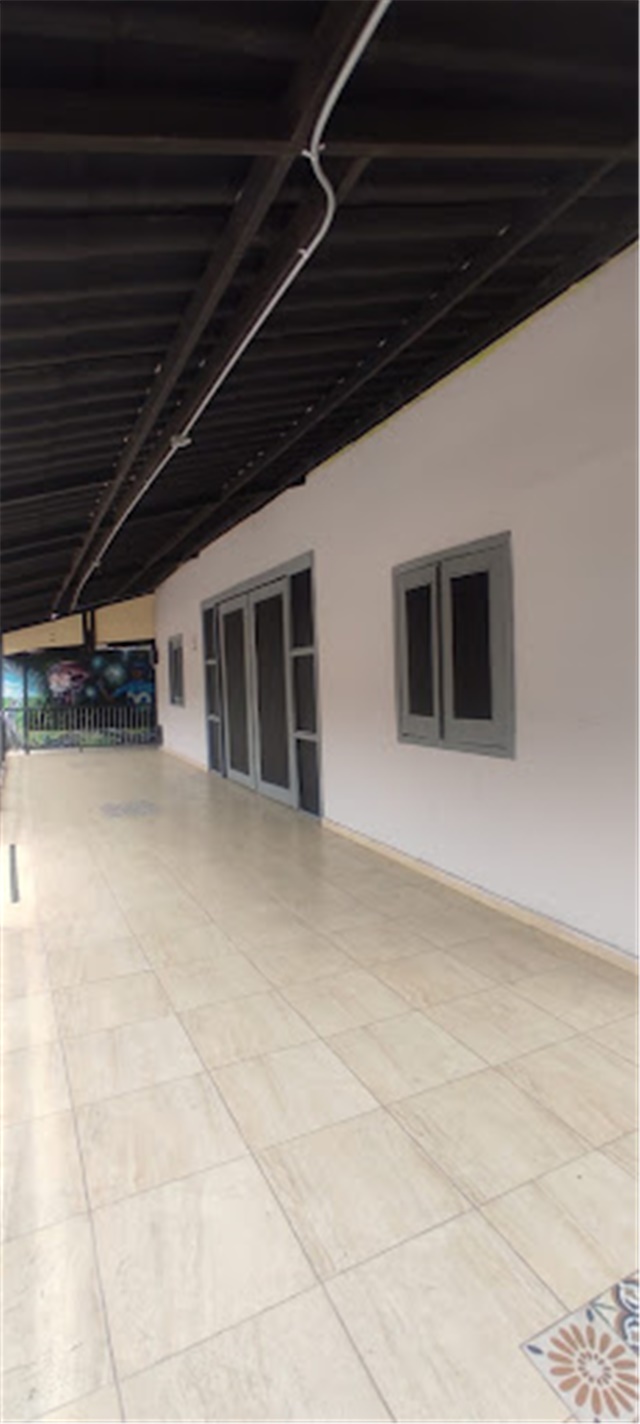 Local en Arriendo - Vista 2