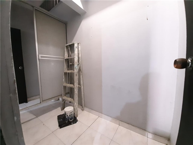 Local en Arriendo - Más