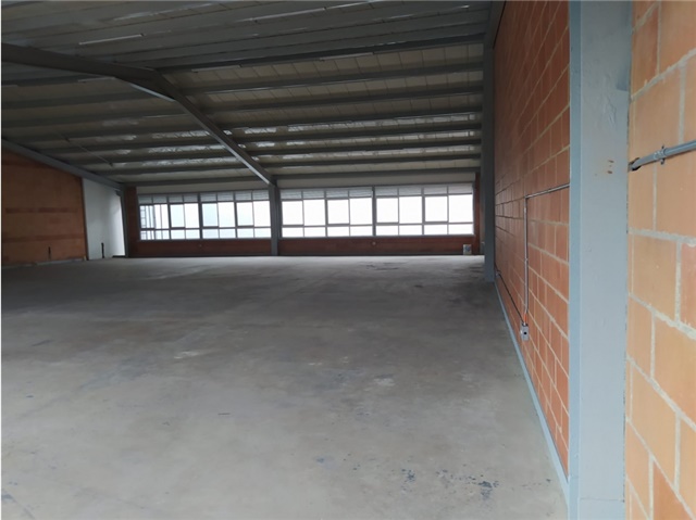 Local en arriendo en La Castellana, Medellín, 290 m² · foto 5 de 12