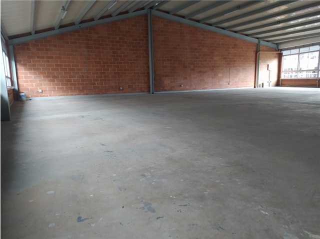 Local en arriendo en La Castellana, Medellín, 290 m² · foto 9 de 12