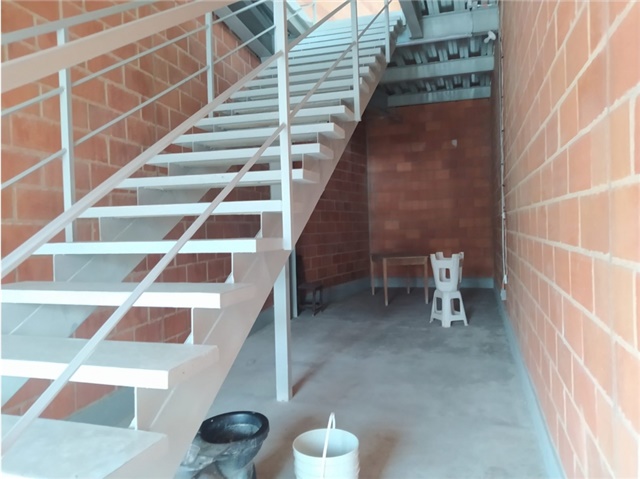 Local en arriendo en La Castellana, Medellín, 290 m² · foto 10 de 12