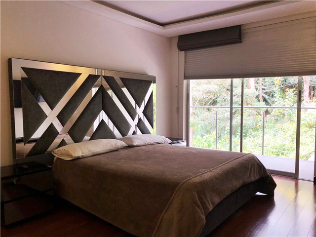 Casa de 4 alcobas en arriendo en Los Balsos No.2, Medellín, 825 m² · foto 15 de 20
