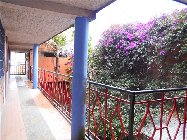 Edificio en venta en Parque Campestre, Soacha, 928 m² · foto 6 de 12