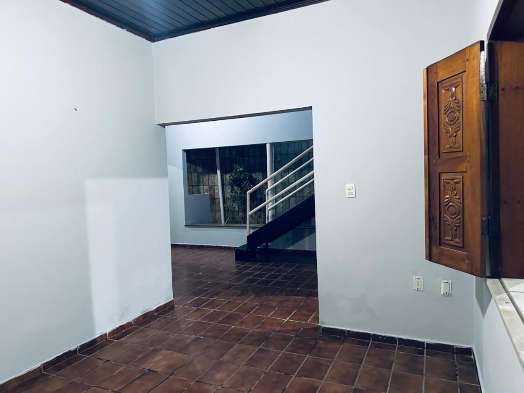 CASA COMERCIAL E RESIDENCIAL — foto 2