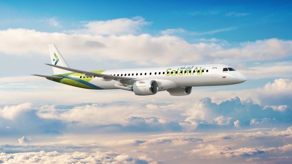 E195-E2-Salam-Air_01.jpg