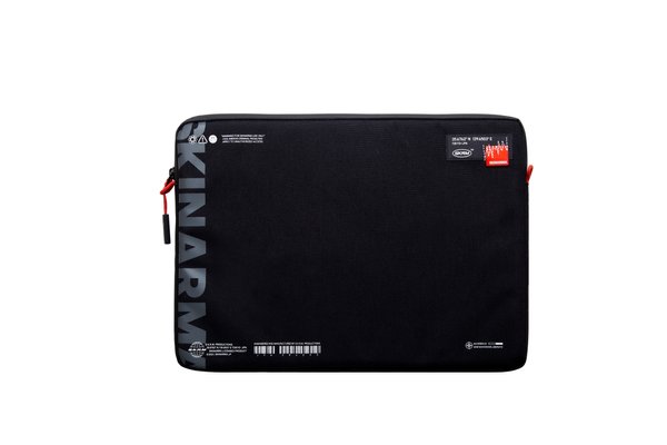 Laptop-Sleeve_Fardel_Black_01.jpg