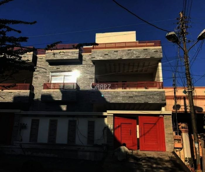 10 Marla House For Rent In Eden Avenue Ext, Lahore