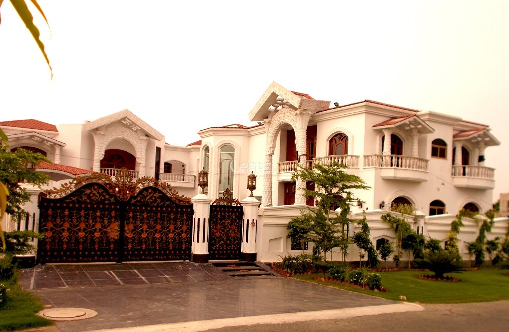 4.4 Kanal House for Sale in Garden Town Ahmed Block Lahore for Rs. 17.