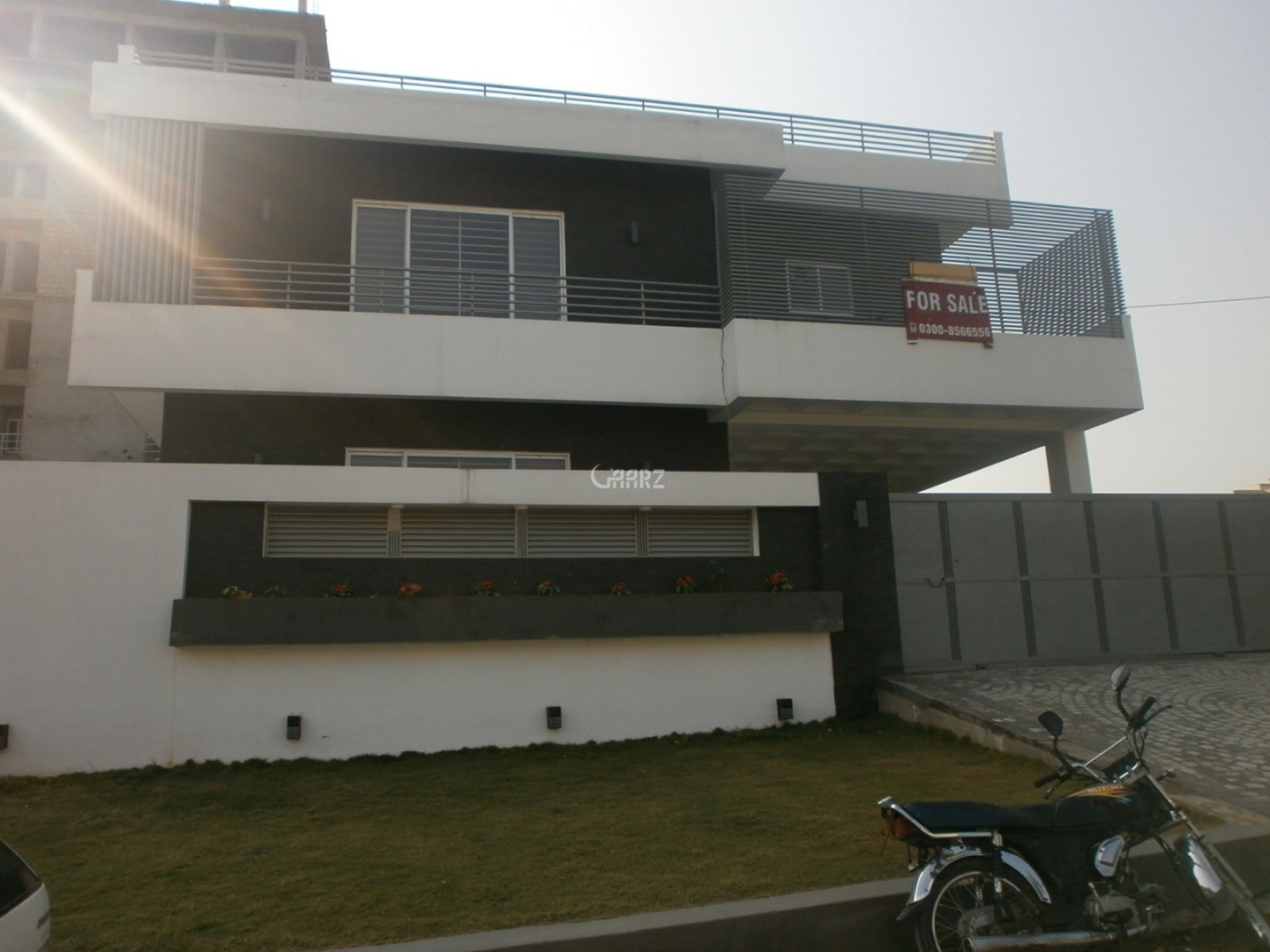 1 Kanal House for Sale in Block H DHA Phase 2 Islamabad for Rs. 3.90