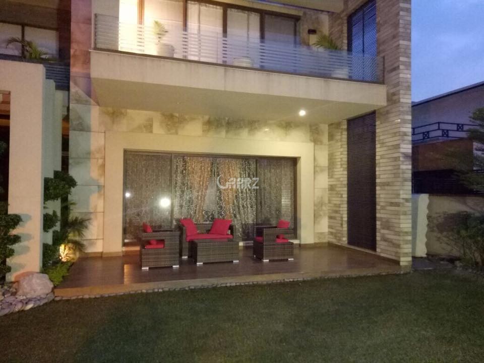 10 Marla House for Sale in Phase 1 Block Aa Gujranwala for Rs. 1.81